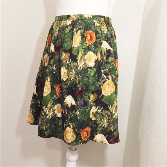 Jack By BB Dakota Green Floral Pleated Skirt - Picture 3 of 8